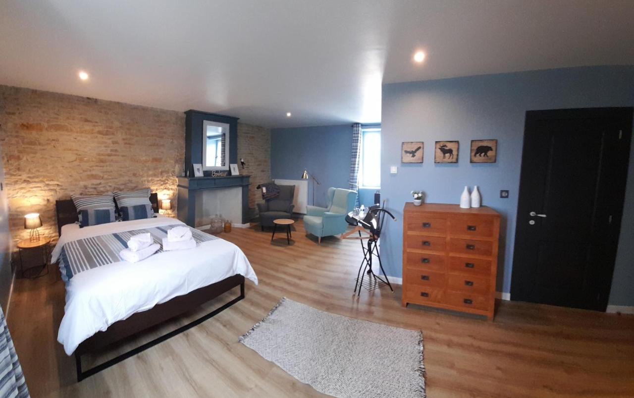 La Galuche Bed & Breakfast Angliers  Eksteriør bilde