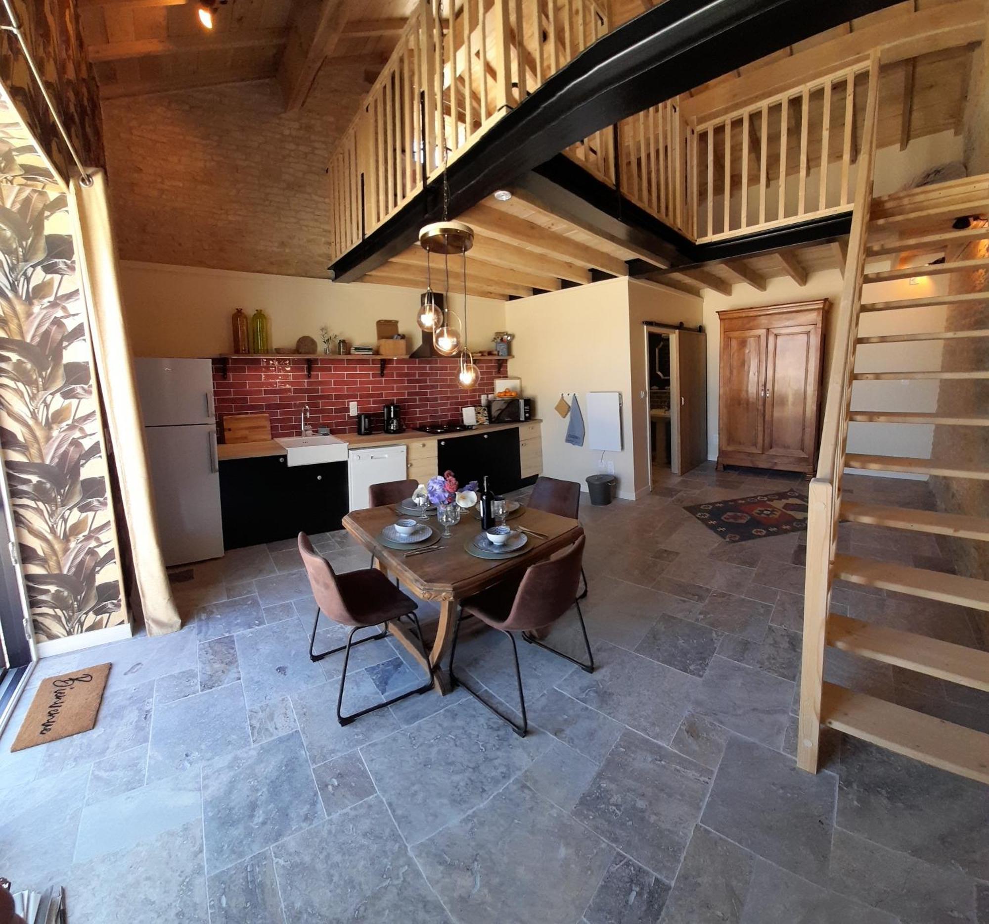 La Galuche Bed & Breakfast Angliers  Eksteriør bilde